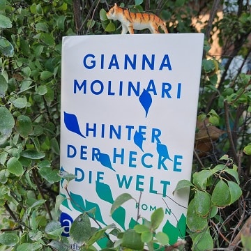 Hinter der Hecke die Welt von Gianna Molinari