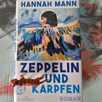 Zeppelin und Karpfen von Hannah Mann